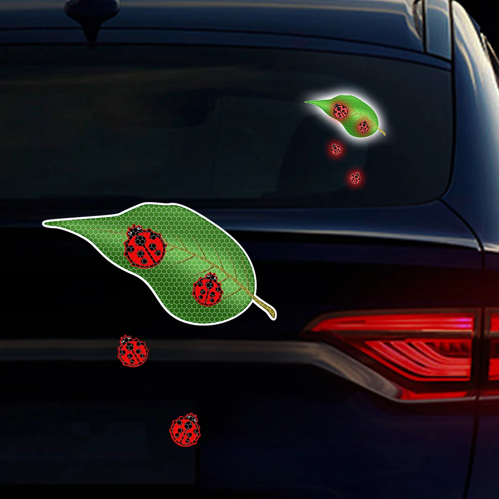 3D Joaninhas e de Folha Verde Altamente Reflexivo Adesivo para Carro Estilo Auto Janela pára-choques Noite Refletor Aviso de Decalque Decoração