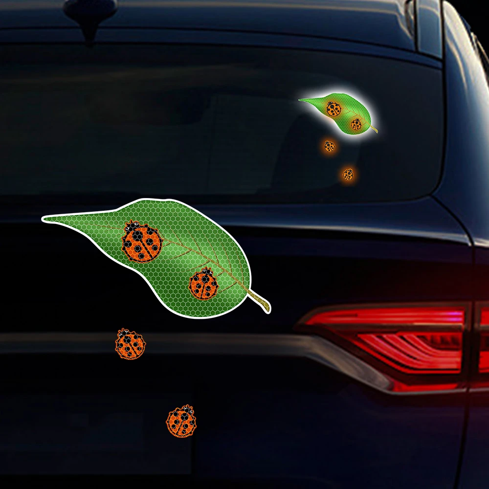 3D Joaninhas e de Folha Verde Altamente Reflexivo Adesivo para Carro Estilo Auto Janela pára-choques Noite Refletor Aviso de Decalque Decoração